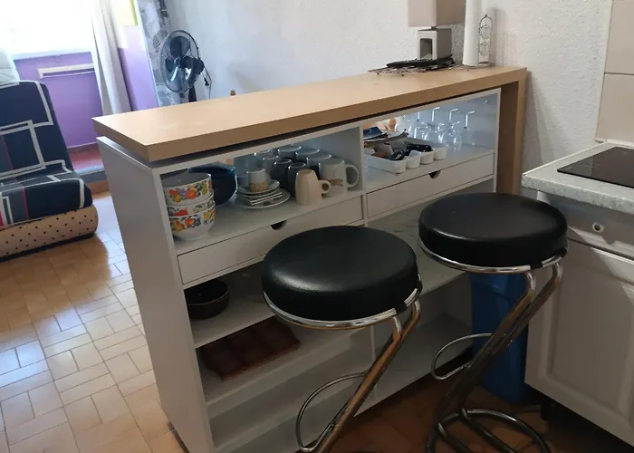 Apartman Avec Piscine Sur Quai Avec Bateau *